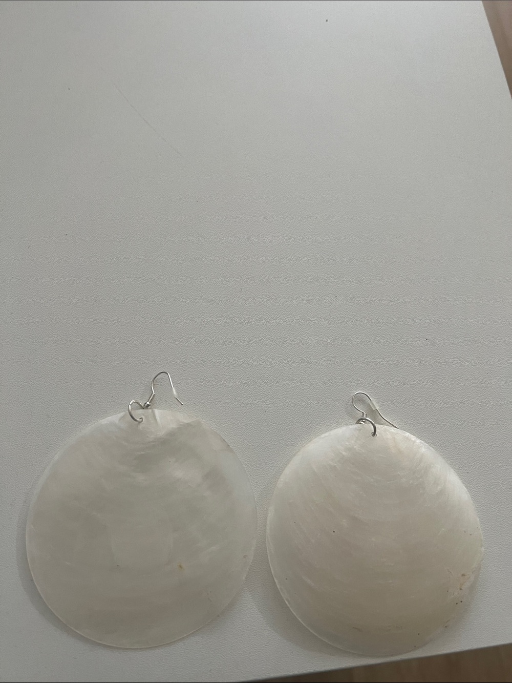 Susmie Shell Earrings